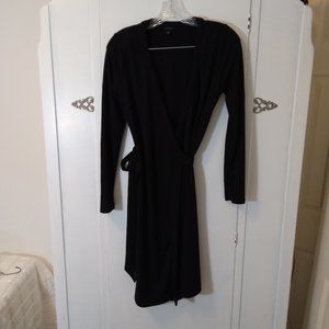 Ann Taylor Blk Label Side Wrap Robe